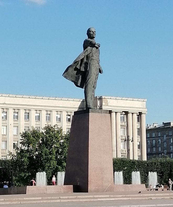 Памятник ленину в уфе